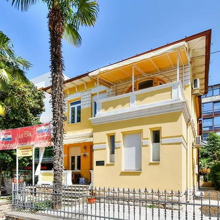 By The Sea - 23638 Apartment